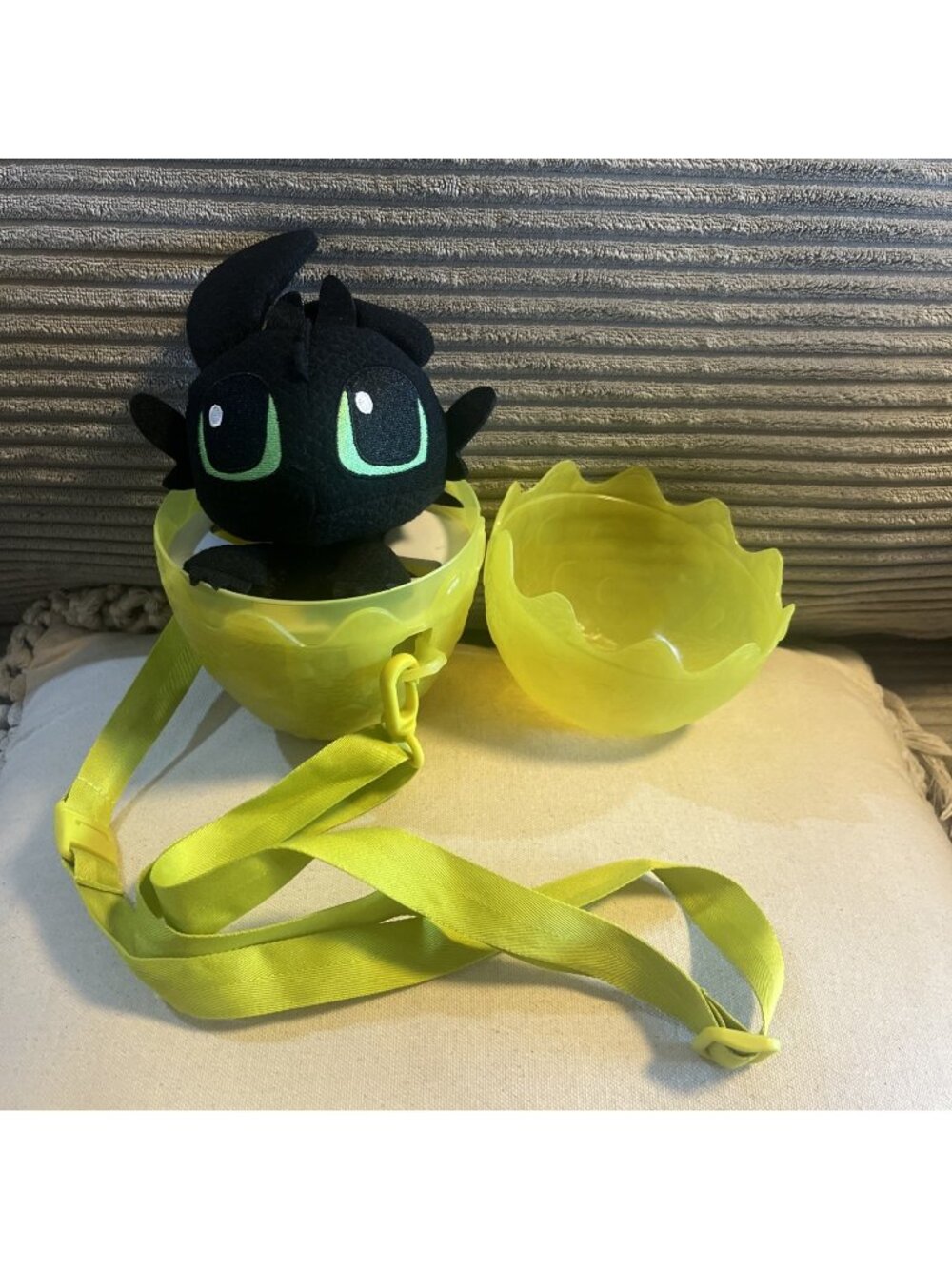 Universal Epic How To Train Your Dragon Isle Berk Drifters Toothless Egg Plush